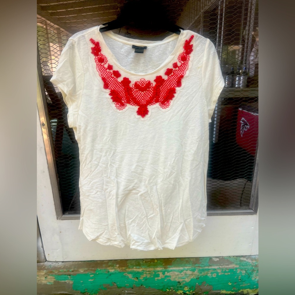 Ann Taylor T Shirt